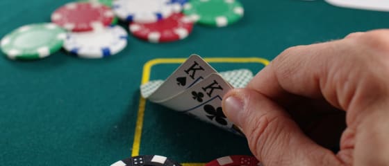 Pokerio vadovas, kaip padaryti laimÄ—tÄ… rankÄ…
